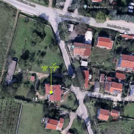 Lipa With Garden Apartment Pula